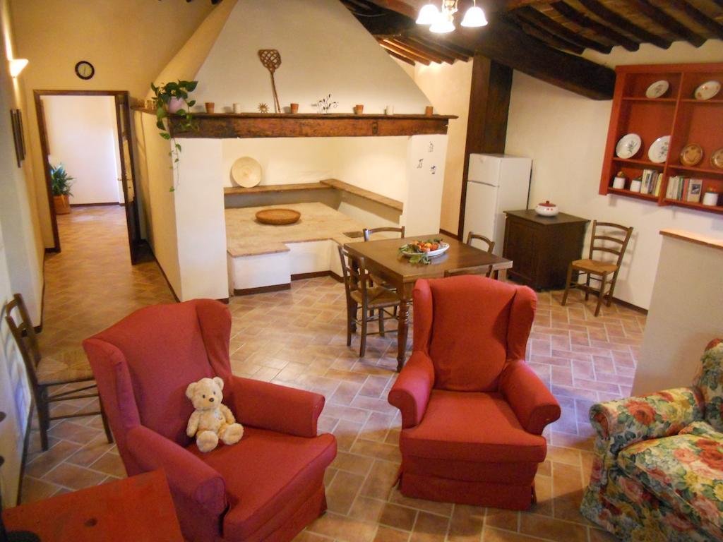 Podere Pian Dei Gelsi Volterra Buitenkant foto
